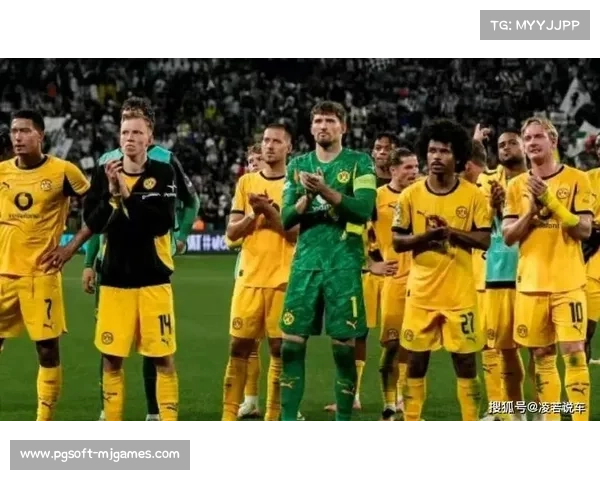 时隔2688天汉堡重返德甲赛场进球获胜 破历史尴尬纪录