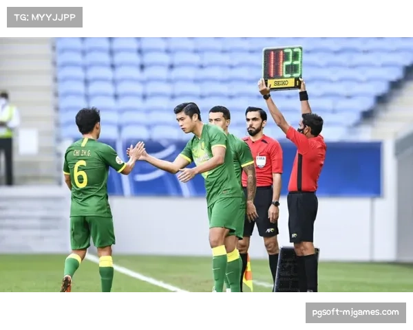 里尔55%控球率迎战尼斯，热内西奥体系面临收官考验